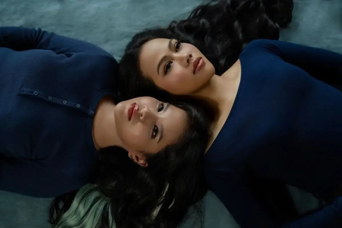 Yura Yunita dan Idgitaf Rilis Single Kolaborasi “Mendung”, Ajak Pendengar Berani Menerima Kesedihan